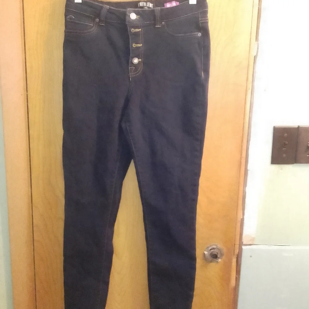Elegant High Rise Women's Jeans in‎ Blue